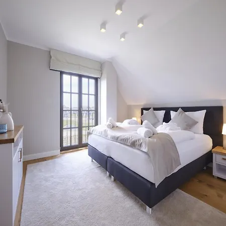 Reetland Am - Luxus Reetdachvilla Mit 3 Schlafzimmern, Sauna Und Kamin H18 Villa Dranske