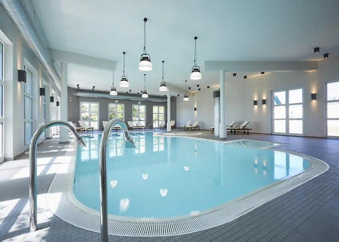 빌라 Reetland Am - Luxus Reetdachvilla Mit 3 Schlafzimmern, Sauna Und Kamin H18 드란스케